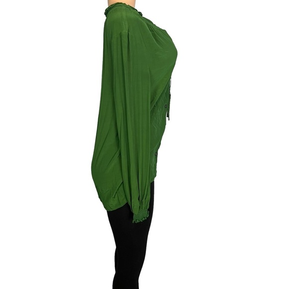 3/$30 🍂 ModCloth Green Button Down Long Sleeve Blouse - Picture 6 of 9